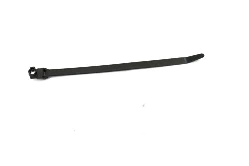 BOBCAT CLIP RETAINING