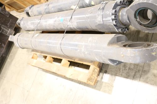 TEREX FUCHS HYDRAULIC CYLINDER