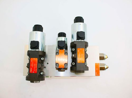 ARGO-HYTOS MANIFOLD BLOCK TRAVELLING
