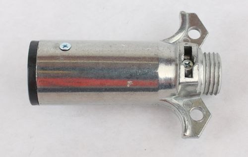VOLVO PLUG