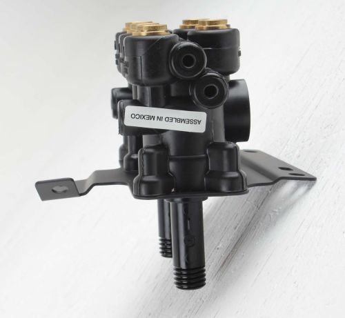 VOLVO DASH VALVE W/ BRACKET