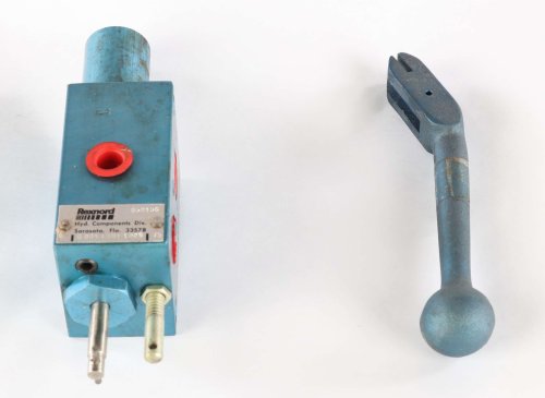 BUCYRUS DIRECTIONAL CONTROL VALVE