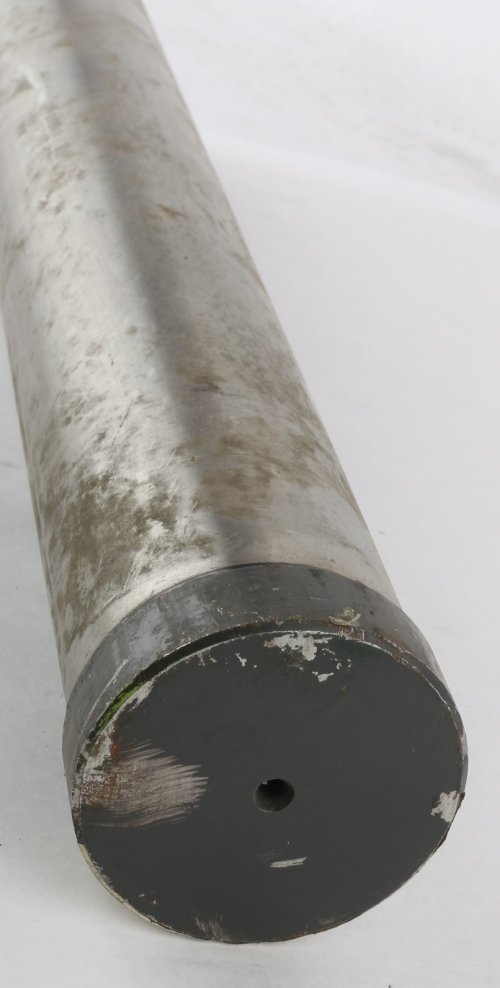 VOLVO PIN_LOCK HOLE