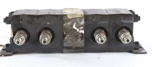 HALDEX-BARNES FLOW DIVIDER - 4WD