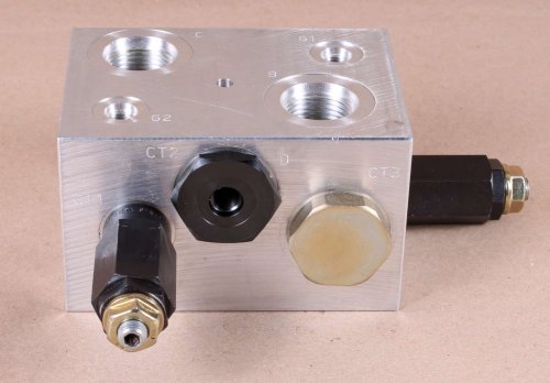 FLUID CONTROLS VALVE