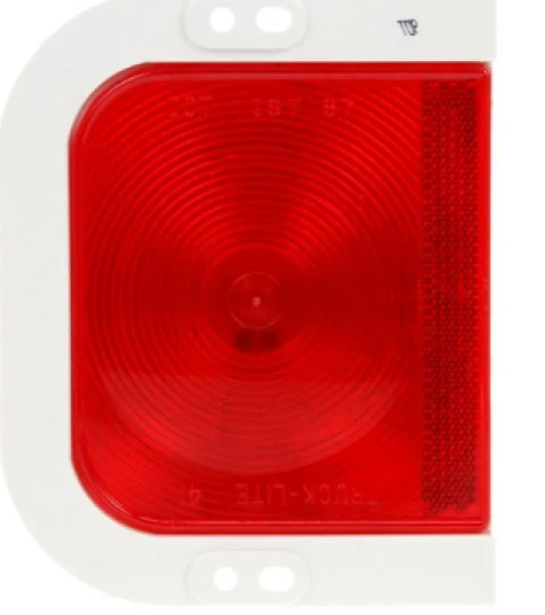 OSHKOSH 41 SERIES  LH STOP TAIL TURN LIGHT  PL-3  12V