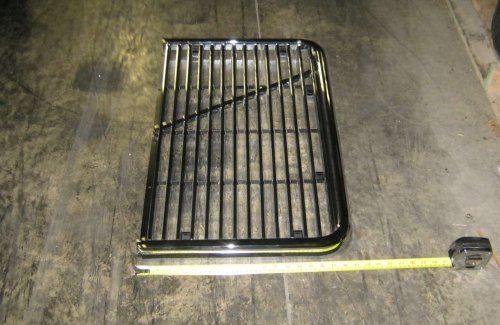 VOLVO GRILLE