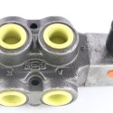 HYUNDAI HYDRAULIC DIVERTER VALVE