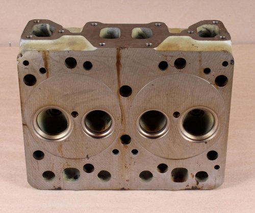 SCANIA CYLINDER HEAD