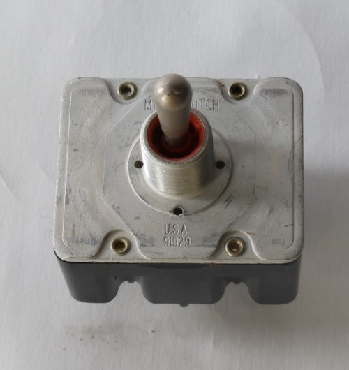 MICRO SWITCH TOGGLE 4PDT MAINTAINED 15A AT 115VAC  20A AT 28VDC