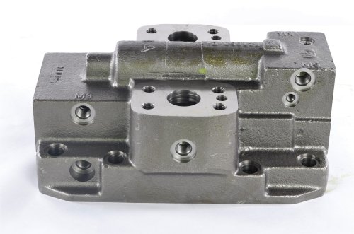 DANFOSS END CAP-AXIAL PORT W/ LOOP FLUS