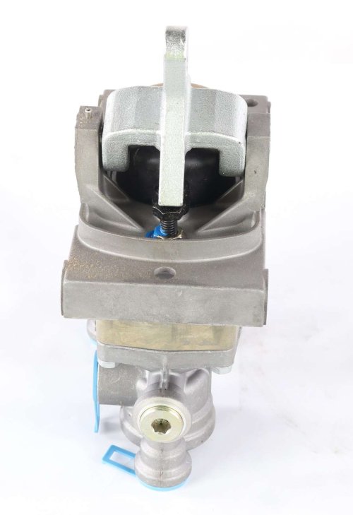 MACK BRAKE VALVE