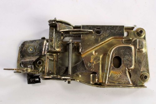 GENERAL MOTORS LOCK ASSEMBLY