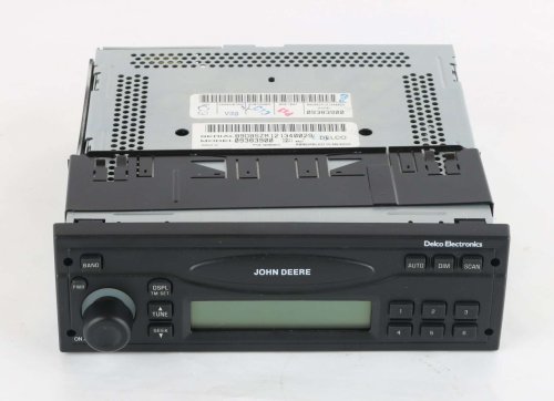 JOHN DEERE CONST & FORESTRY AM/FM STEREO RADIO