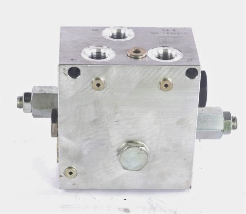 INTEGRATED HYDRAULICS HYDRAULIC VALVE ASSEMBLY
