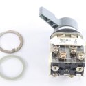 HITACHI SELECTOR SWITCH SERIES T  TYPE 4/13 2-POS.