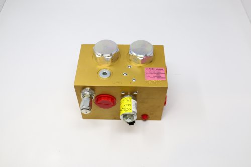 VICKERS FLOW VALVE