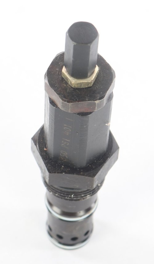 PARKER QUICK COUPLING DIVISION REDUCING VALVE 850 PSI