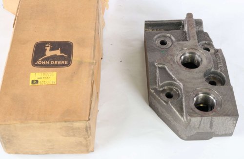 JOHN DEERE HOUSING  OUTLET