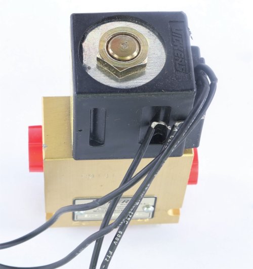 MINNPAR CLARK MICHIGAN 3-WAY 2-POS SOLENOID VALVE 210 BAR  10 SIZE  24VDC