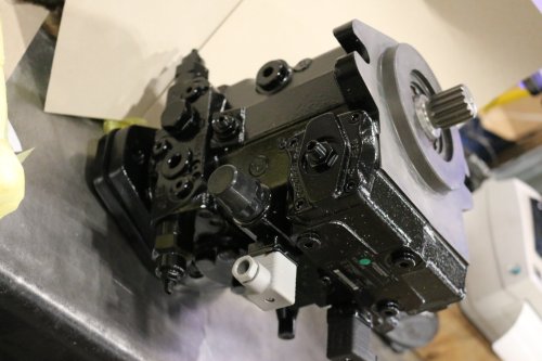 DYNAPAC PUMP  STEP 1