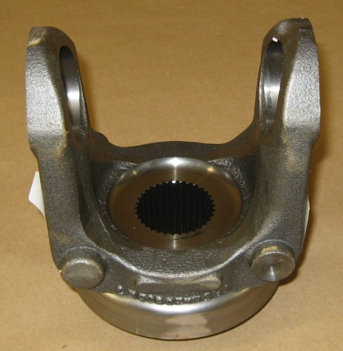 MERITOR END YOKE & DEFLECTOR ASSEMBLY
