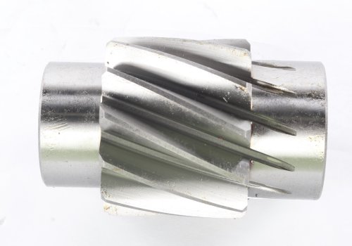 DANA SPICER GEAR 19 INTERNAL SPLINE  12 OUTSIDE TEETH