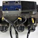 VICKERS DIRECTIONAL CONTROL VALVE 24V