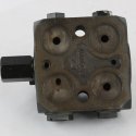 BOBCAT PRIORITY VALVE