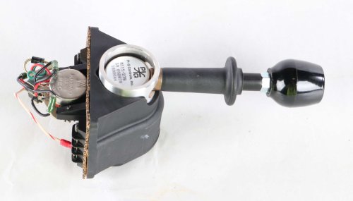 PQ CONTROLS CONTROLLER