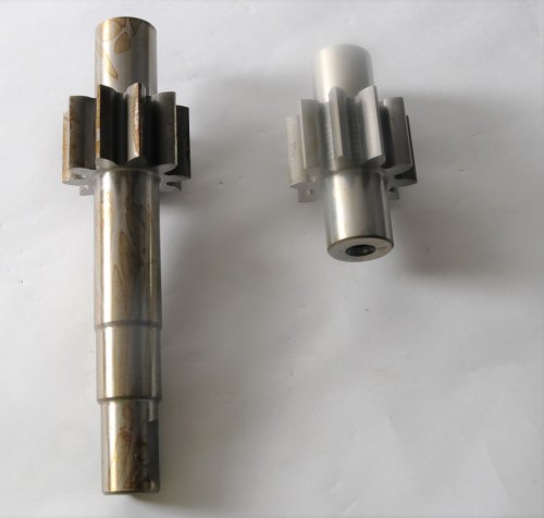 COMMERCIAL INTERTECH 300 GEAR/SHAFT SET 1-1/4  7/8IN KEYED