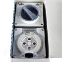 SCHNEIDER ELECTRIC SWITCHED POWER OUTLET 32A