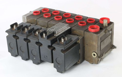 JLG VALVE #157Z3069 55 TON 5 BANK