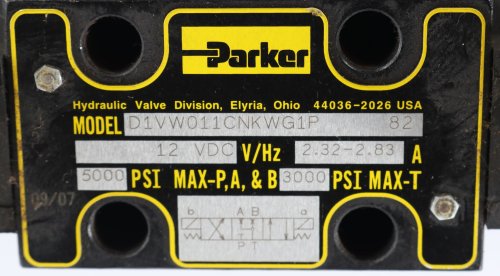 PARKER HYDRAULIC DIRECTIONAL CONTROL VALVE 12VDC 3000PSI