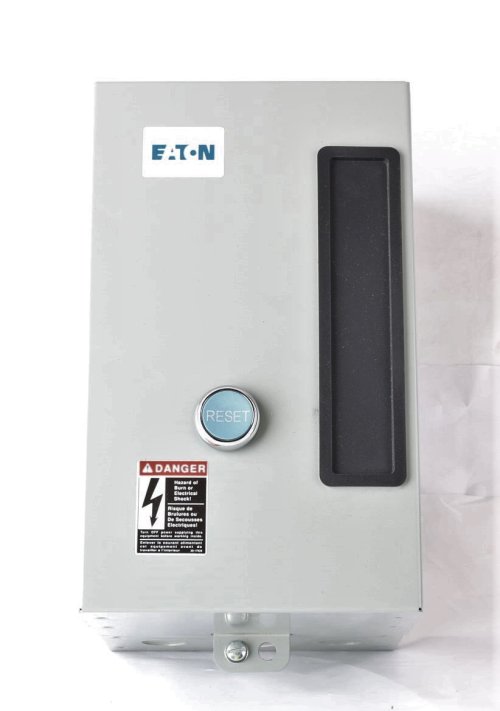 CUTLER HAMMER MOTOR STARTER - ENCLOSED
