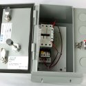 CUTLER HAMMER MOTOR STARTER - ENCLOSED