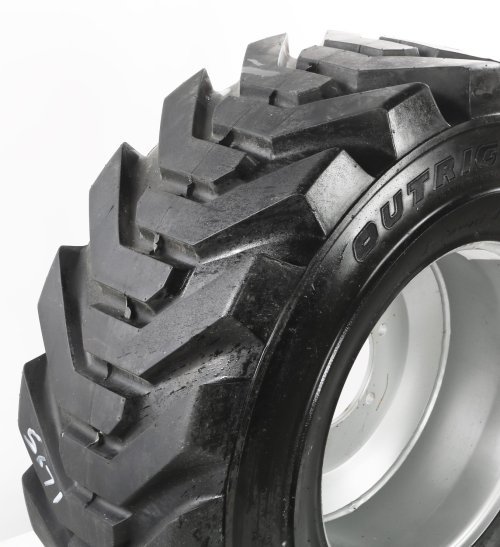 JLG TIRE14-17.5 ASSEMBLY
