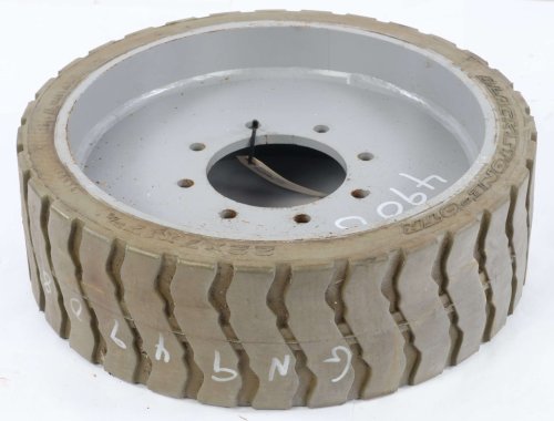 GENIE 22X7X17 3/4\" BLACKSTONE-OTR SOLID TIRE W/RIM