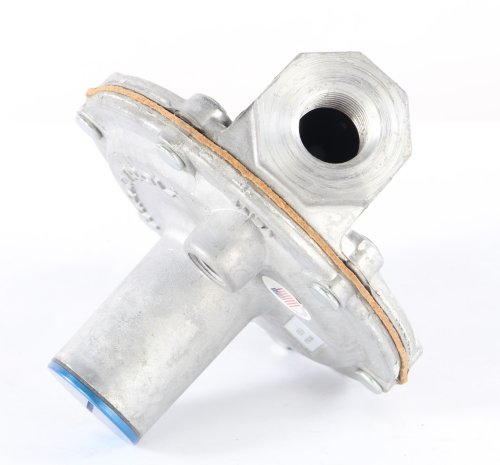 MAXITROL GAS PRESSURE REGULATOR 3/8 NPT 2psi X 7-11in W.C.