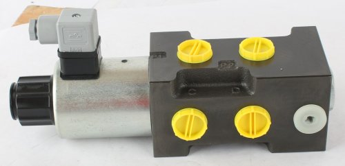 POCLAIN HYDRAULIC VALVE - OPERATING