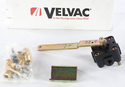 VELVAC LEVELING HEIGHT CONTROL VALVE 1/4IN NPT PORTS