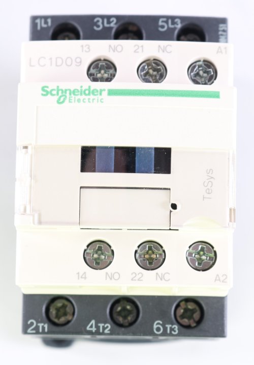 TELEMECANIQUE CONTRACTOR 3 POLE COIL VOLTS 220V AC 50/60 HZ