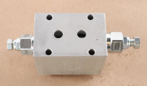 PARKER VALVE DUAL CROSSOVER RELIEF