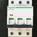 SCHNEIDER ELECTRIC - SQUARE D/MODICON/MERLIN GERIN MINIATURE CIRCUIT BREAKER