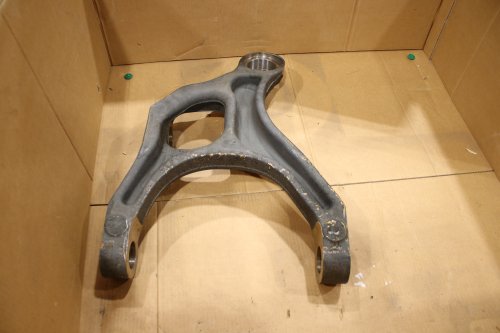 AXLETECH CAST IRON SUSPENSION LOWER CON