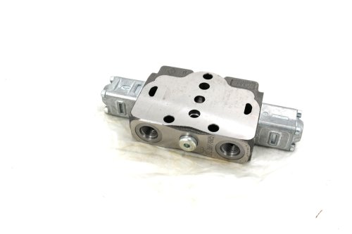 BOBCAT VALVE ARM