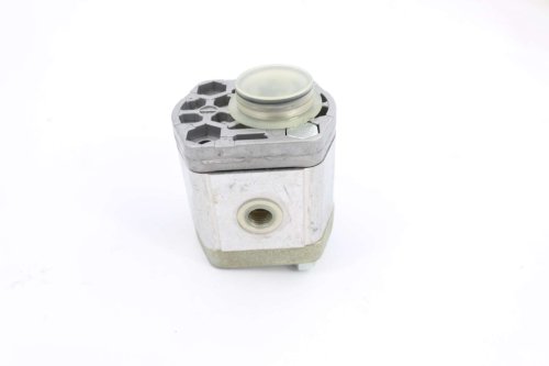 TEREX FUCHS GEAR TYPE PUMP