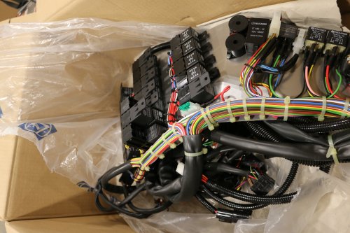 BOBCAT HARNESS RELAY SWITCH