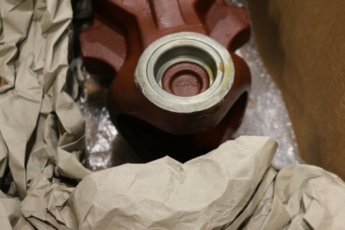 BOBCAT HOUSING - AXLE