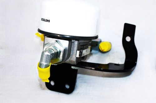 BOBCAT OIL FILTER ASSEMBLY T